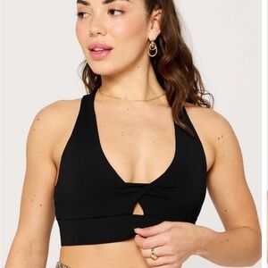Fabletics Oasis Twist Medium Impacf Sports Bra